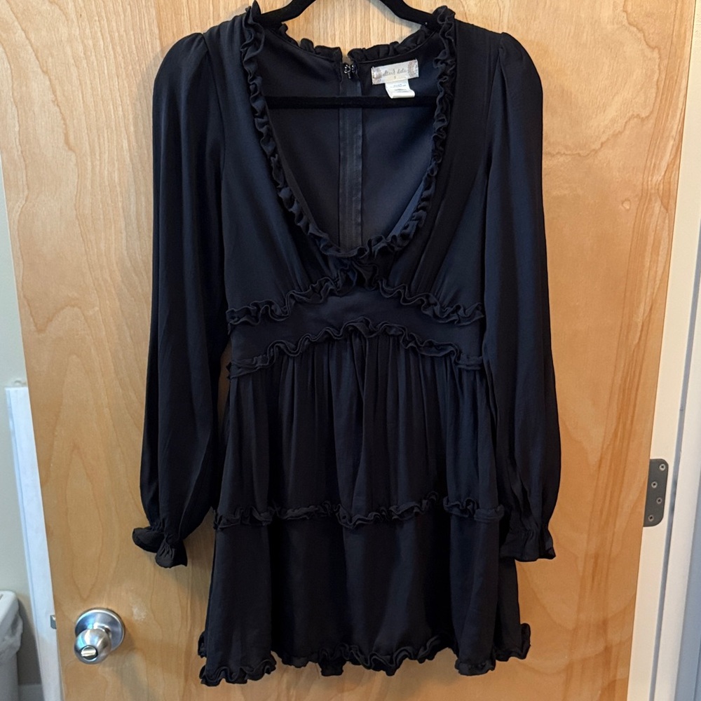 NWOT Altar’d State Deep V Tiered Ruffle Long Sleeve Mini Dress